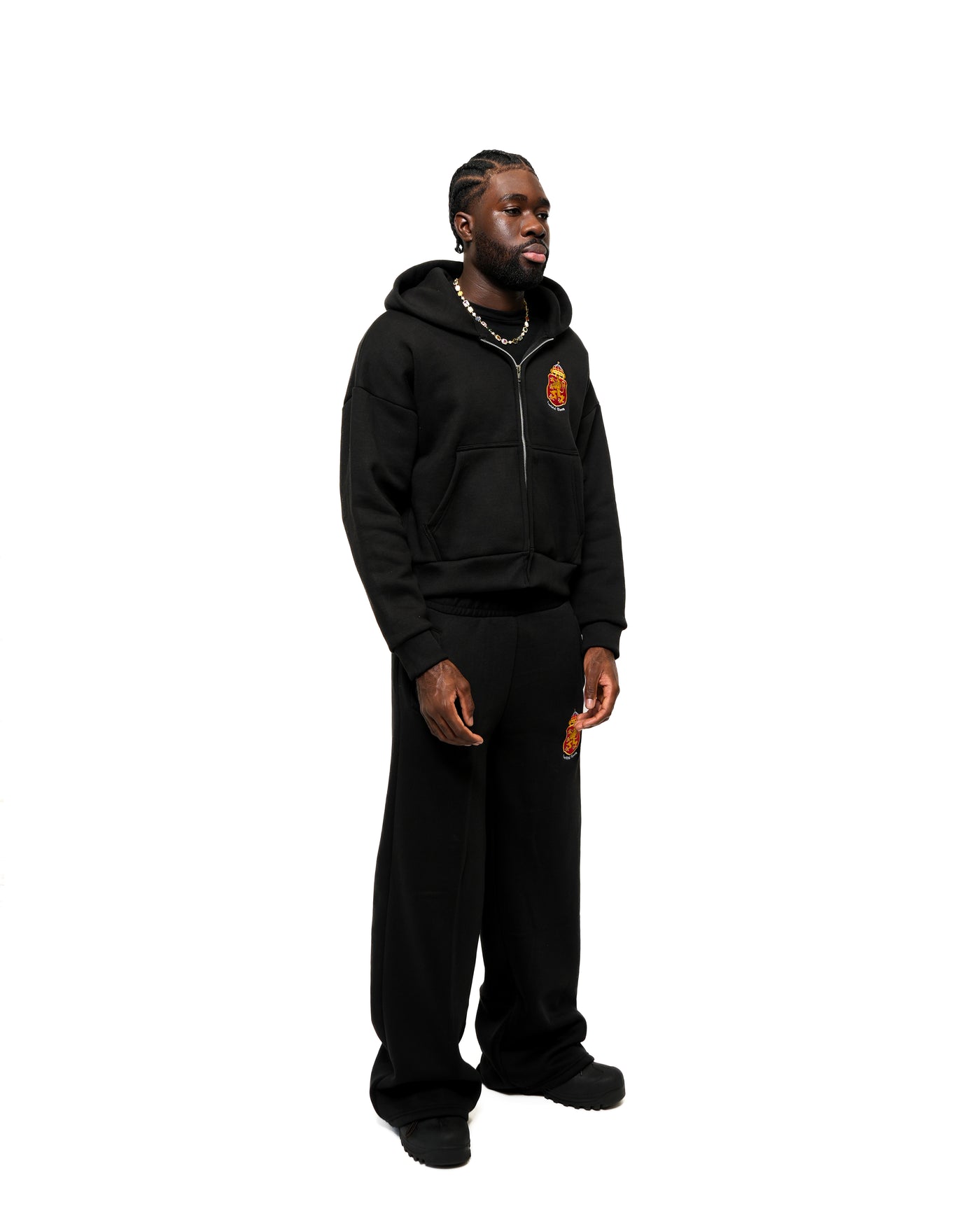 UB BLACK ZIPUP