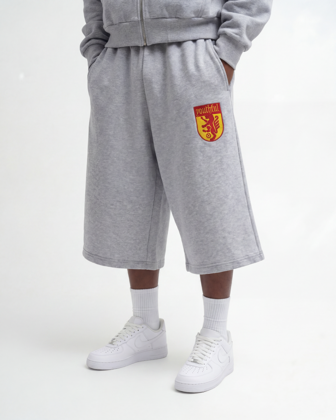CREST LOGO GREY SHORTS