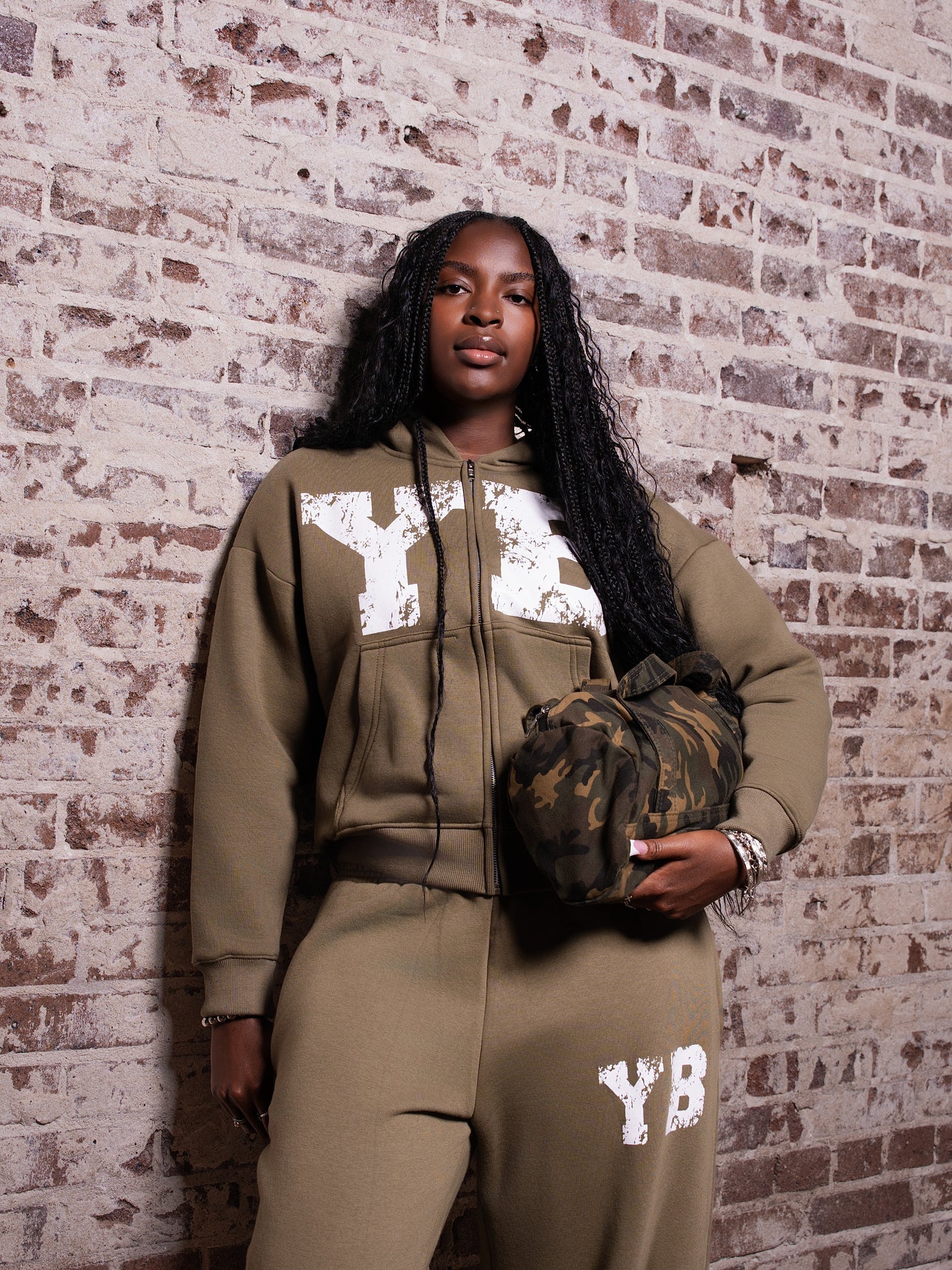 OLIVE GREEN YB LOGO ZIPUP
