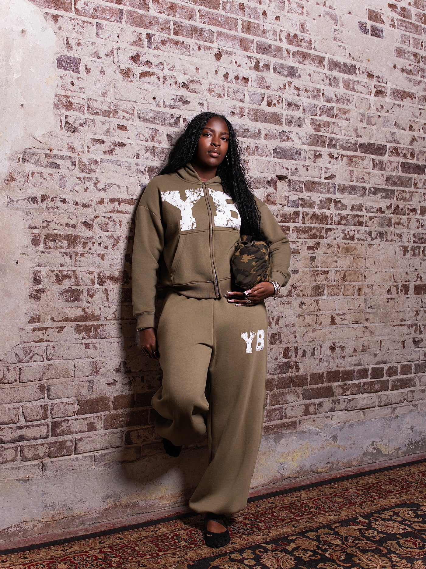 OLIVE GREEN YB LOGO ZIPUP