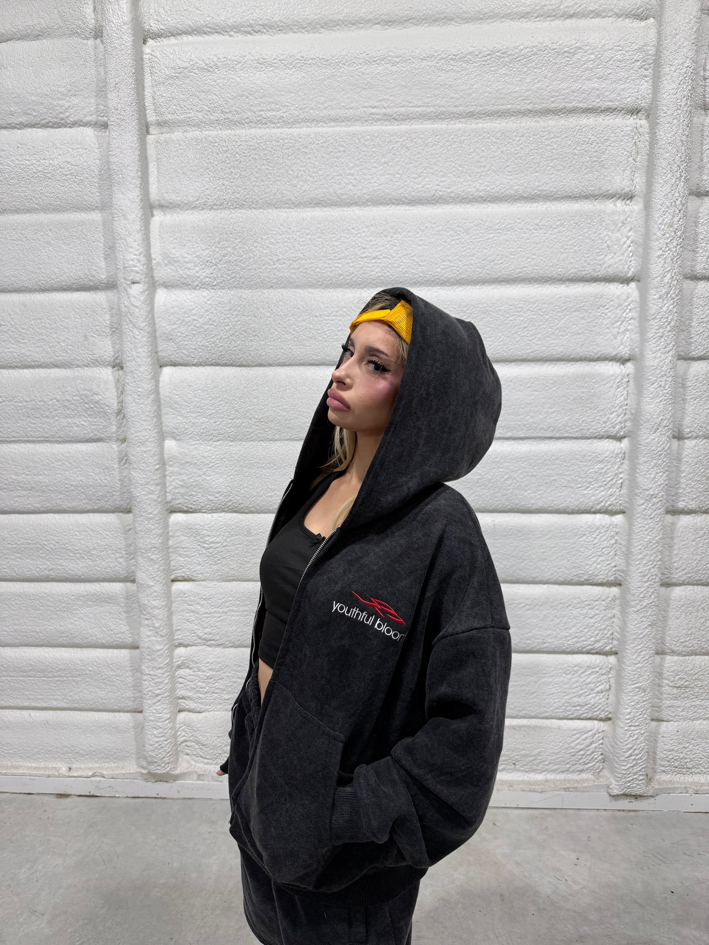 WASHED BLACK YB LOGO ZIP